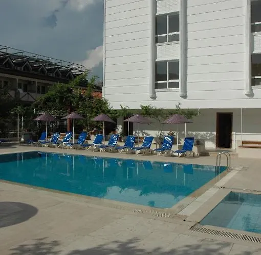 Doruk & Suits 3* Marmaris